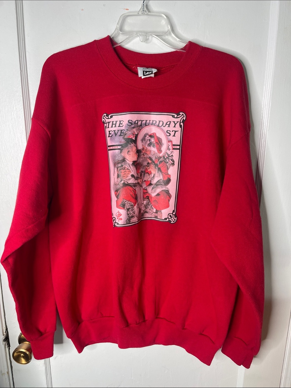 Christmas Sweatshirt XL Saturday Evening Post Santa Claus Red Classic Lee Unisex